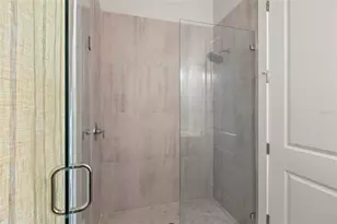 842 19th Ave N, Saint Petersburg, FL 33704 - Photo 55