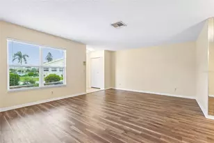 104 Cactus Flower Ln, Sun City Center, FL 33573 - Photo 5