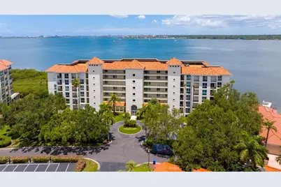 4717 Dolphin Cay Lane S #503, Saint Petersburg, FL 33711 - Photo 1