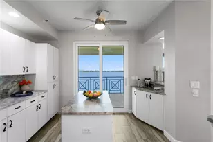 4717 Dolphin Cay Ln S, Saint Petersburg, FL 33711 - Photo 25