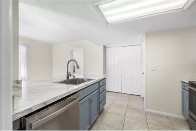 6432 Meadowbrook Lane, New Port Richey, FL 34653 - Photo 13
