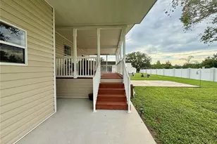 260 S Port Royal Ln, Apollo Beach, FL 33572 - Photo 17