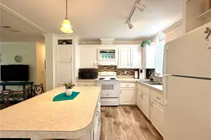 260 S Port Royal Ln, Apollo Beach, FL 33572 - Photo 7