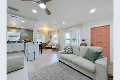 5833 Dartmouth Avenue N, Saint Petersburg, FL 33710 - Photo 11