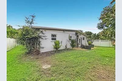 5833 Dartmouth Avenue N, Saint Petersburg, FL 33710 - Photo 47