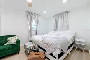 5833 Dartmouth Ave N, Saint Petersburg, FL 33710 - Photo 29