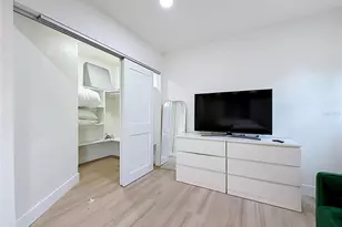 5833 Dartmouth Ave N, Saint Petersburg, FL 33710 - Photo 33