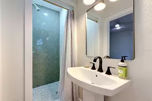 5833 Dartmouth Ave N, Saint Petersburg, FL 33710 - Photo 27