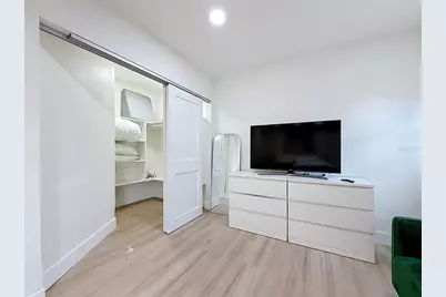 5833 Dartmouth Avenue N, Saint Petersburg, FL 33710 - Photo 31