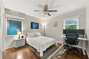 1926 Burlington Ave N, Saint Petersburg, FL 33713 - Photo 27