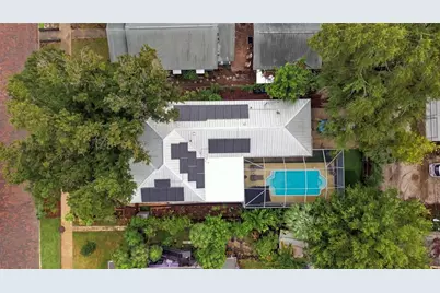 1926 Burlington Avenue N, Saint Petersburg, FL 33713 - Photo 5