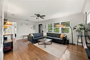 1926 Burlington Ave N, Saint Petersburg, FL 33713 - Photo 7