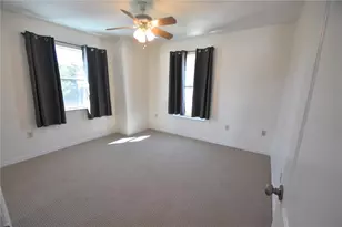 2918 10th St N, Saint Petersburg, FL 33704 - Photo 37