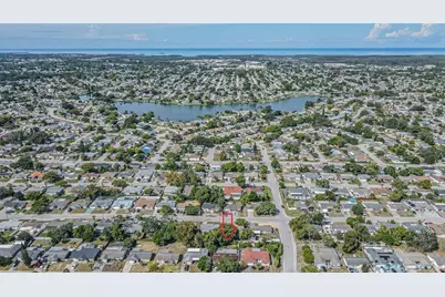 9609 Richwood Lane, Port Richey, FL 34668 - Photo 7