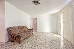 9609 Richwood Ln, Port Richey, FL 34668 - Photo 11