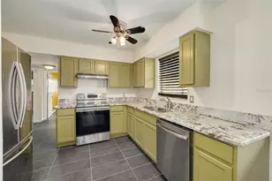 1345 39th St N, Saint Petersburg, FL 33713 - Photo 11