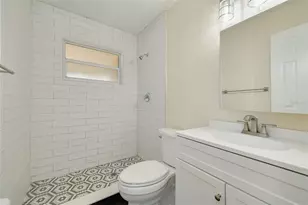 1345 39th St N, Saint Petersburg, FL 33713 - Photo 29