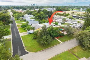1345 39th St N, Saint Petersburg, FL 33713 - Photo 3