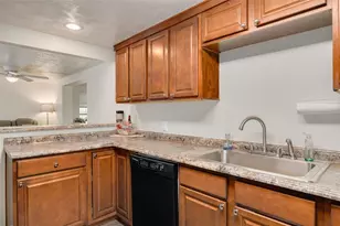 6047 9th Ave, New Port Richey, FL 34653 - Photo 15