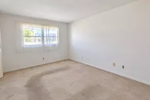 2750 E Bay Dr, Largo, FL 33771 - Photo 7