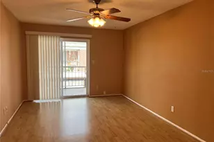 8542 10th St N, Saint Petersburg, FL 33702 - Photo 5