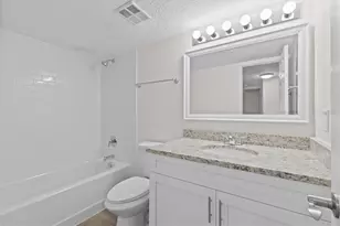 381 Moorings Cove Dr, Tarpon Springs, FL 34689 - Photo 25