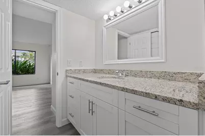 381 Moorings Cove Drive #9B, Tarpon Springs, FL 34689 - Photo 11