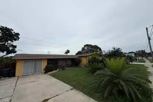 309 Country Club Dr, Oldsmar, FL 34677 - Photo 11