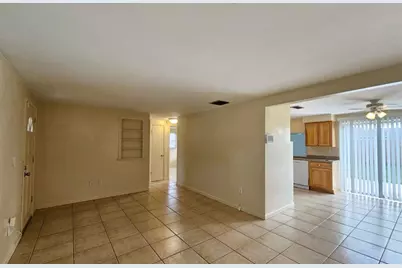 4332 Newbury Drive, New Port Richey, FL 34652 - Photo 5