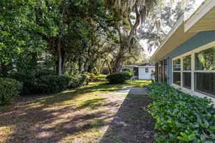 179 Sunshine Dr, Palm Harbor, FL 34684 - Photo 27