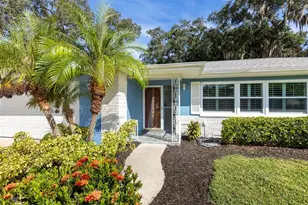 179 Sunshine Dr, Palm Harbor, FL 34684 - Photo 3