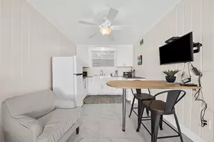 19 Cambria St, Clearwater, FL 33767 - Photo 39