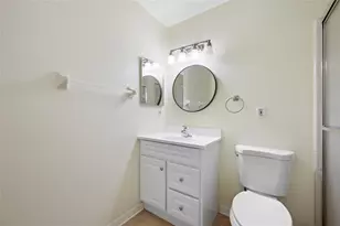 2020 Hullhouse Dr, Sun City Center, FL 33573 - Photo 23