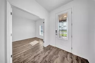 5841 Riverston Ave, Wesley Chapel, FL 33545 - Photo 15