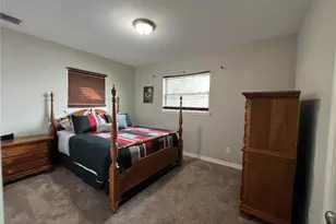 1726 55th St S, Gulfport, FL 33707 - Photo 9