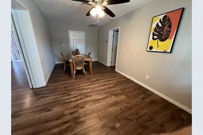 1726 55th Street S, Gulfport, FL 33707 - Photo 9