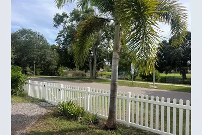 1726 55th Street S, Gulfport, FL 33707 - Photo 3