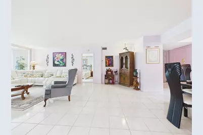 50 Harbor View Lane #18, Belleair Bluffs, FL 33770 - Photo 3