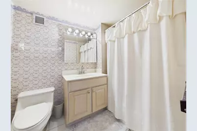 50 Harbor View Lane #18, Belleair Bluffs, FL 33770 - Photo 19