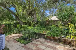 1111 Thayer St, Safety Harbor, FL 34695 - Photo 29