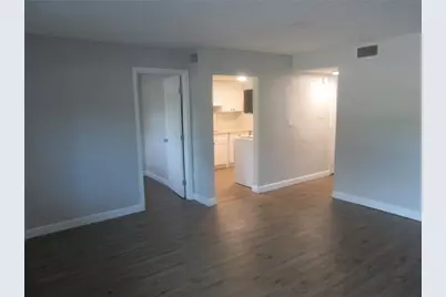 5900 22nd Avenue N #2, Saint Petersburg, FL 33710 - Photo 5