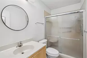 3212 38th Way S, Saint Petersburg, FL 33711 - Photo 15