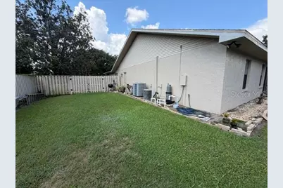 4614 Duxberry Lane, Valrico, FL 33594 - Photo 21