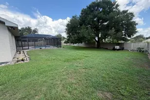 4614 Duxberry Ln, Valrico, FL 33594 - Photo 23