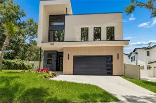 1305 Hilton Pl, Tampa, FL 33604 - Photo 1
