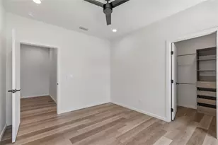 1305 Hilton Pl, Tampa, FL 33604 - Photo 37