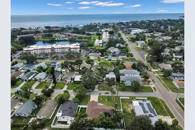 1810 Maryland Avenue NE, Saint Petersburg, FL 33703 - Photo 47