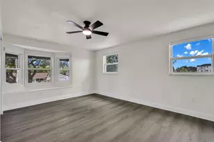 1810 Maryland Ave NE, Saint Petersburg, FL 33703 - Photo 35