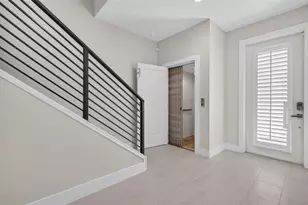 536 4th Ave S, Saint Petersburg, FL 33701 - Photo 5