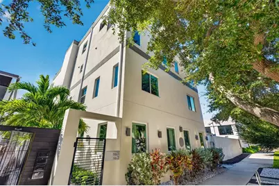 536 4th Avenue S #2, Saint Petersburg, FL 33701 - Photo 1